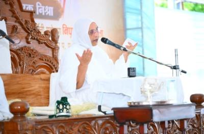 अनुशासन से ही व्यक्तित्व बनता है कीमती, स्वभाव सुधारने के लिए करें प्रयास : साध्वी मंजुलाश्रीजी
