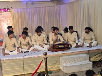 नवकार नगर स्थित श्री मुनिसुव्रत स्वामी जिनालय एवं दादाबाड़ी में आयोजित 11 दिवसीय दादा गुरुदेव एकतीसा भक्ति महोत्सव के दूसरे दिन भक्ति और गुरु आराधना का अद्भुत संगम देखने को मिला। 